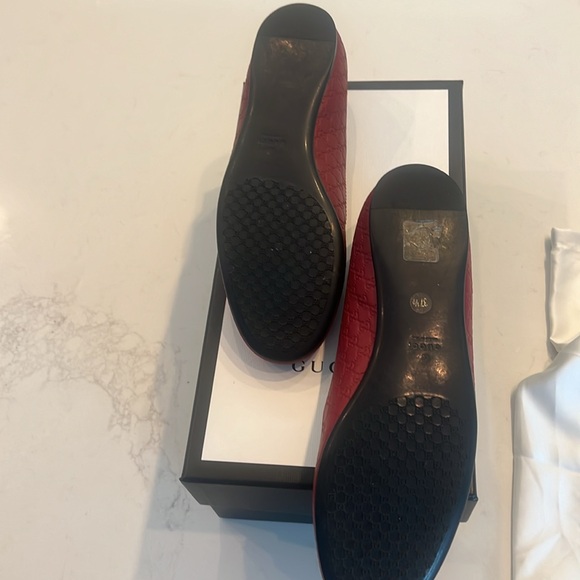 Authentic Gucci Shoes - Picture 3 of 6